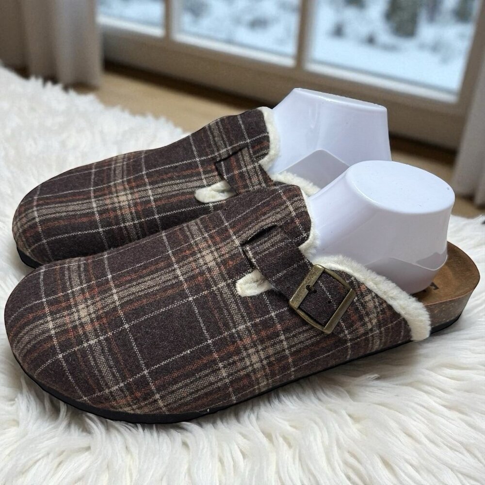 NWOT Fitory Plaid Mule‎ Slip Ons Cork Footbed Cozy Cabincore Holiday Women’s 12